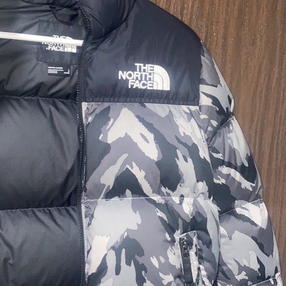 Youth North Face Puffer Size L - Picture 3 of 5